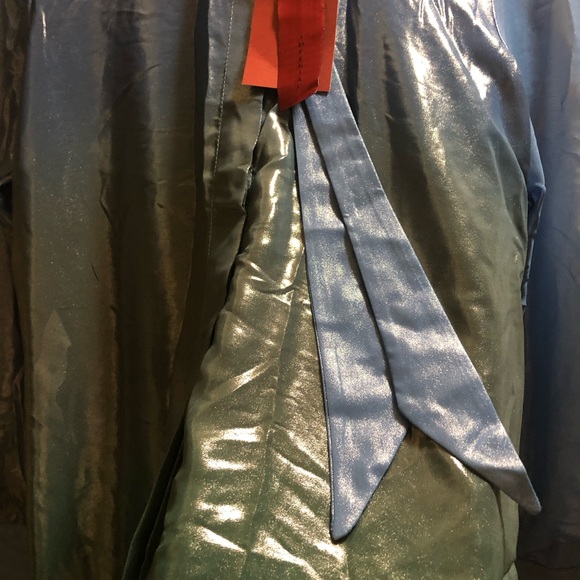 Luminous shiny blue and green blouse. Size S - Picture 3 of 8